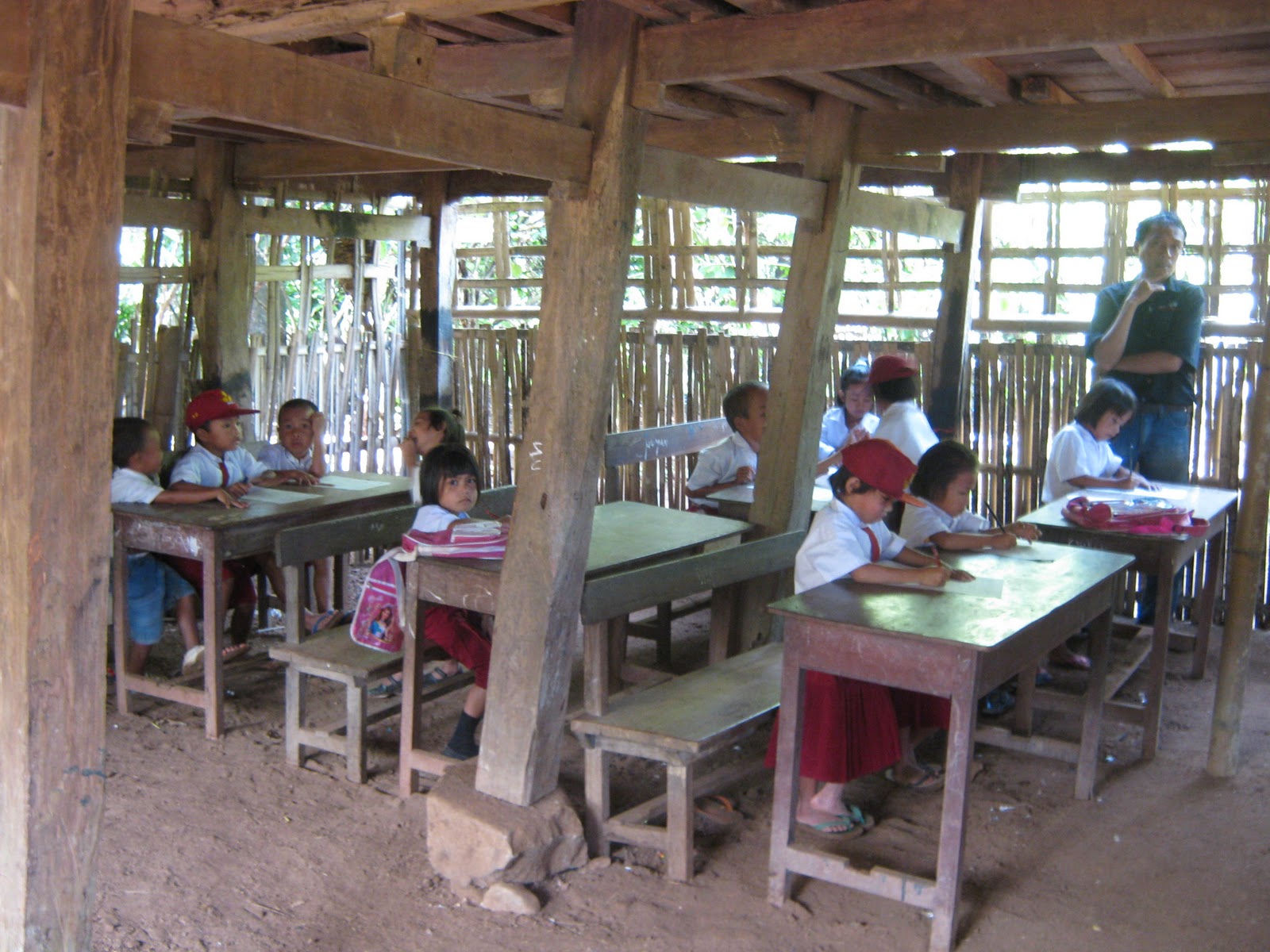 Pendidikan Layak di Daerah Terpencil Sosial Pendidikan